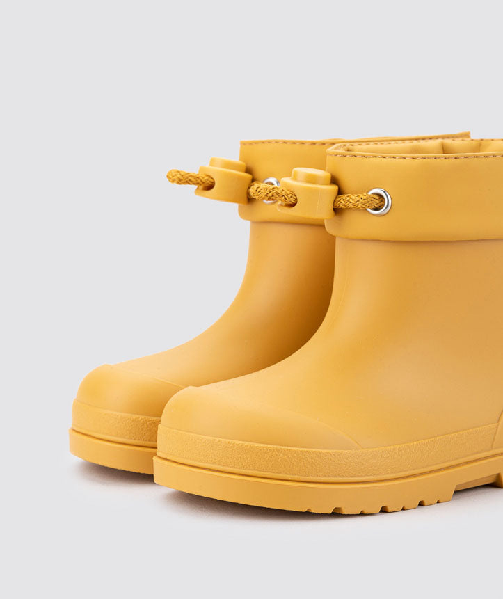 Bota Agua Mendi Igor