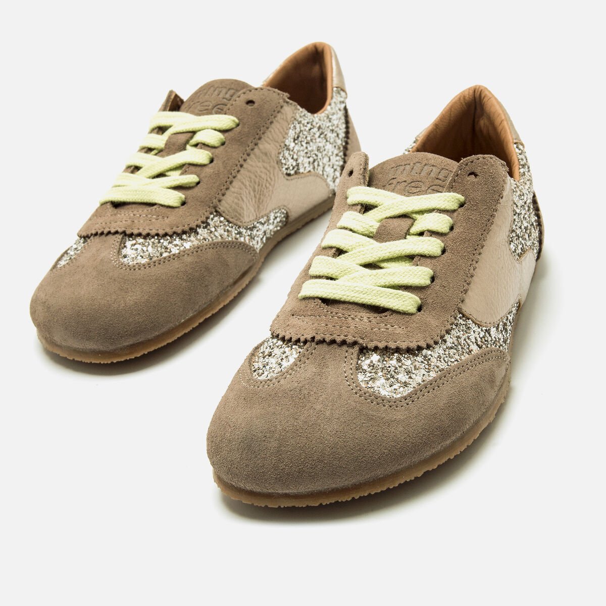 Zapatilla Marrón/Dorado Glitter MTNG Free Mia